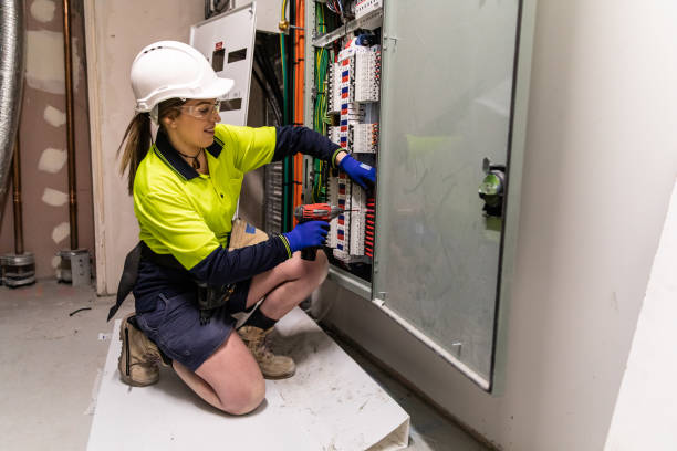 Best Licensed Electrician  in Decherd, TN
